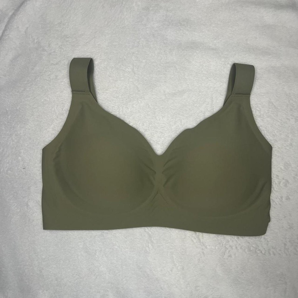 Seamless Wireless Bra Olive Green Molded Cup Adjustable Strap L+